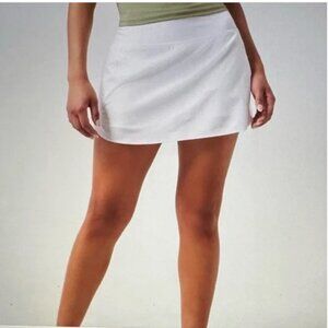 Athleta Run With It Skort. White. Size XL